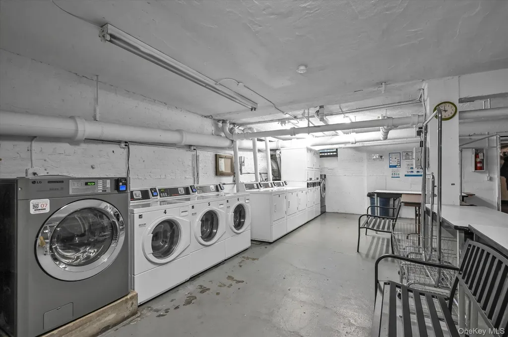 210 Martine Avenue White Plains NY 10601