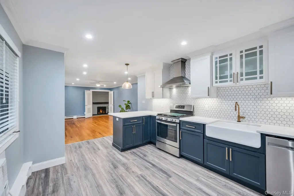 47 Pearsall Place Deer Park NY 11729