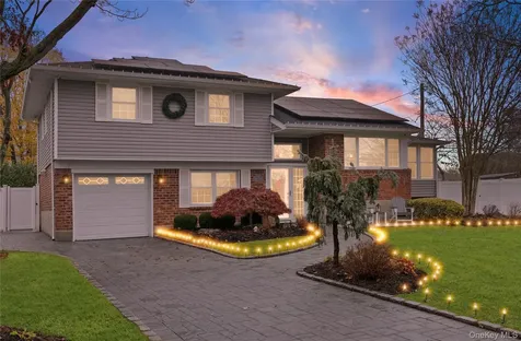 6 Simmons Drive East Islip NY 11730
