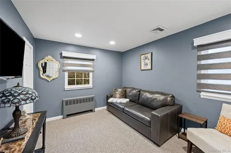 6 Simmons Drive East Islip NY 11730