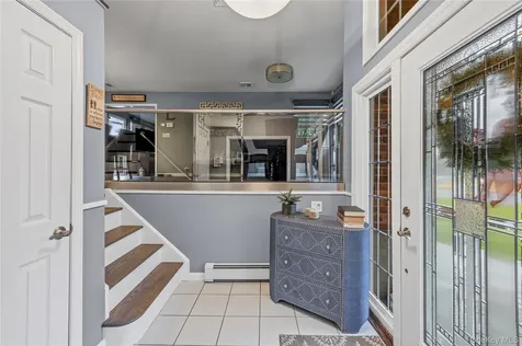 6 Simmons Drive East Islip NY 11730