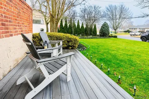 6 Simmons Drive East Islip NY 11730