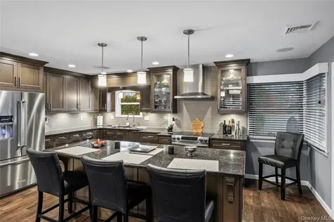 6 Simmons Drive East Islip NY 11730