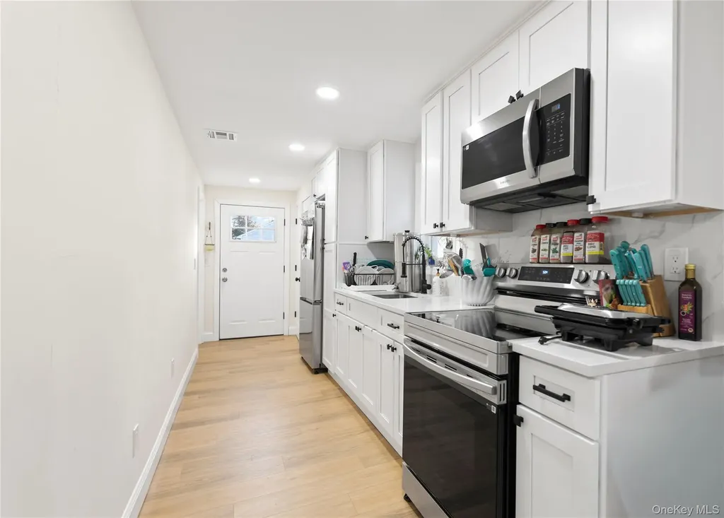 305 4th Avenue Bay Shore NY 11706