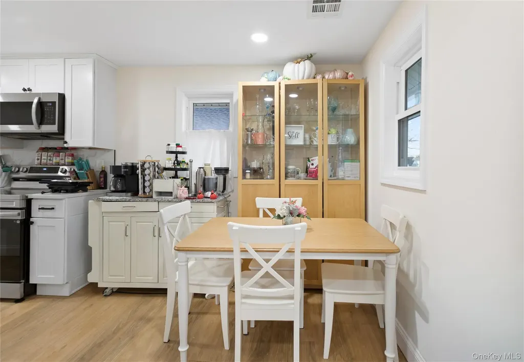 305 4th Avenue Bay Shore NY 11706