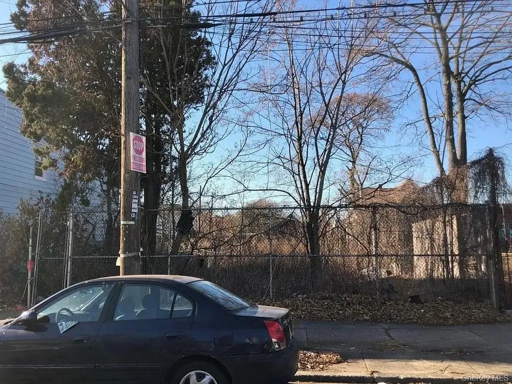 1382 E95 Street Brooklyn NY 11236