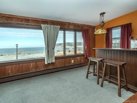 61 The Boulevard Sea Cliff NY 11579