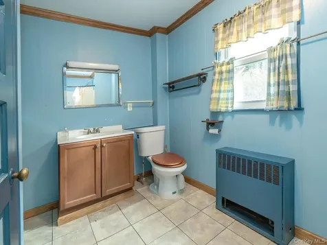 61 The Boulevard Sea Cliff NY 11579