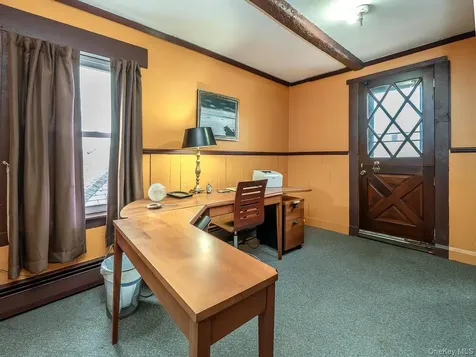 61 The Boulevard Sea Cliff NY 11579