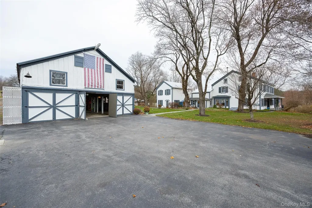 2327 Salt Point Turnpike Clinton Corners NY 12514
