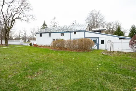 2327 Salt Point Turnpike Clinton Corners NY 12514