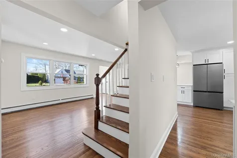 22 Guilette Place Amityville NY 11701