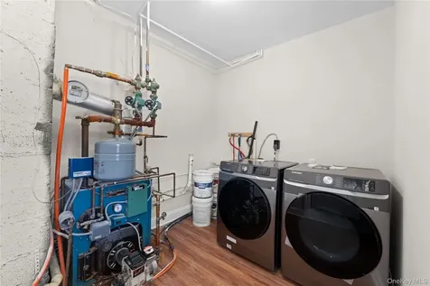 22 Guilette Place Amityville NY 11701