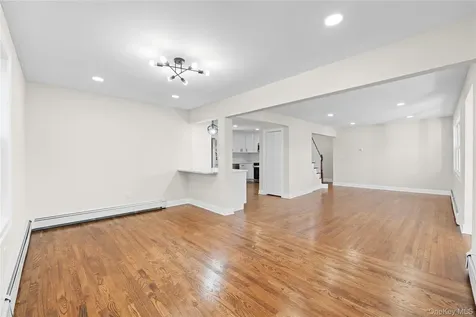 22 Guilette Place Amityville NY 11701