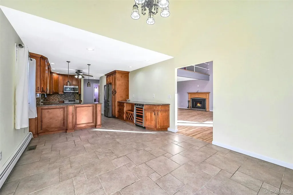 61 Eileen Circle Jamesport NY 11947