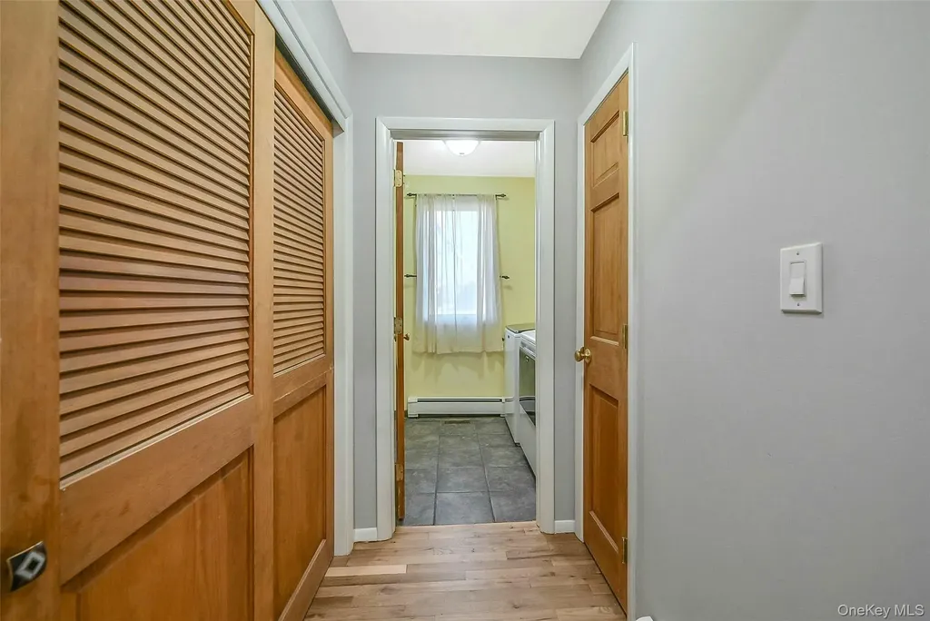 61 Eileen Circle Jamesport NY 11947