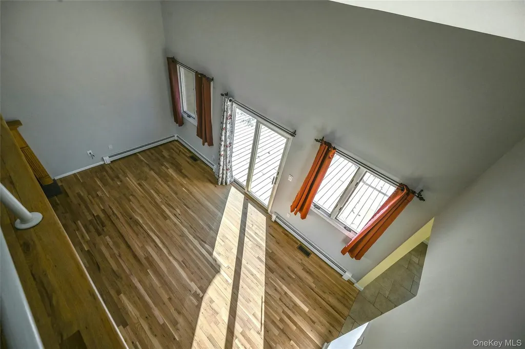 61 Eileen Circle Jamesport NY 11947