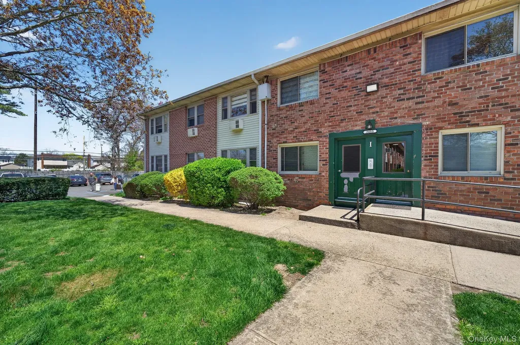 2453 Union Boulevard Islip NY 11751