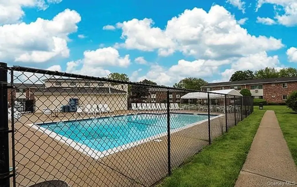 2453 Union Boulevard Islip NY 11751