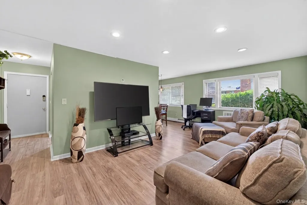2453 Union Boulevard Islip NY 11751
