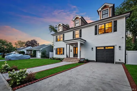 1497 Carroll Street Wantagh NY 11793