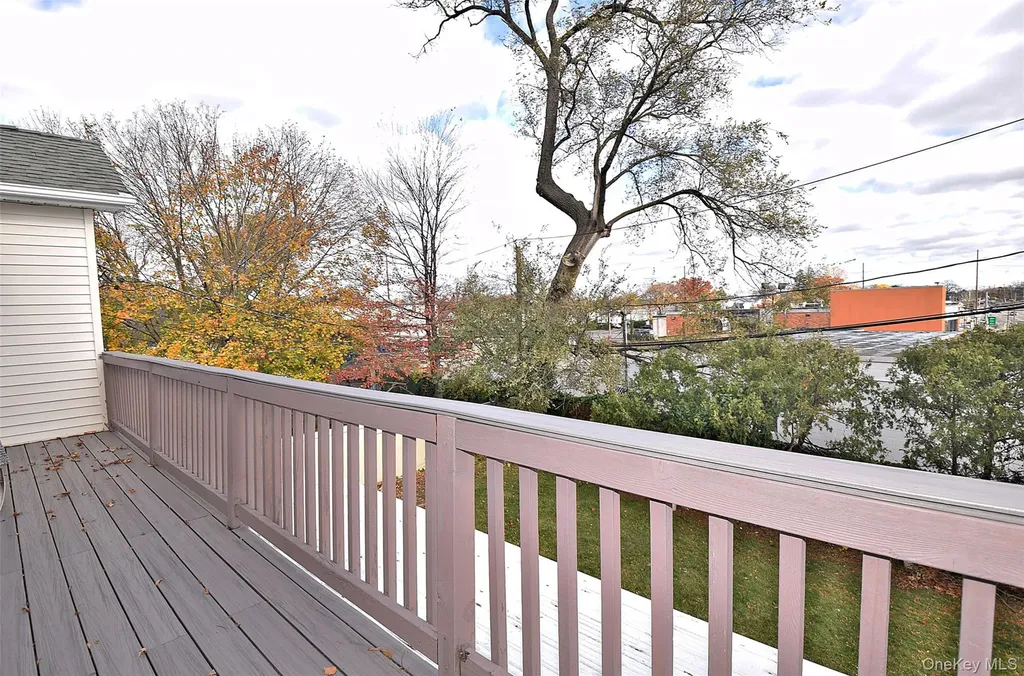 2 Aster Drive New Hyde Park NY 11040