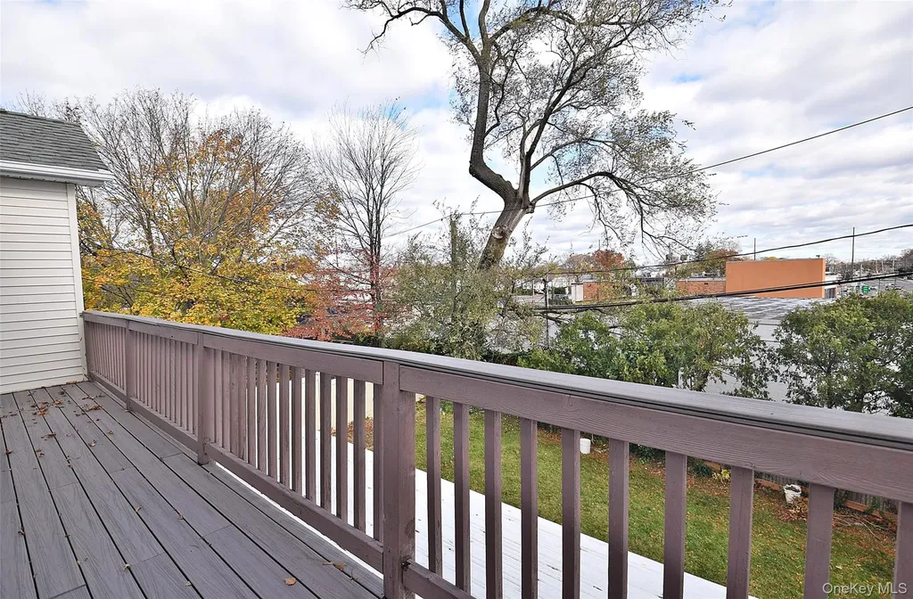 2 Aster Drive New Hyde Park NY 11040
