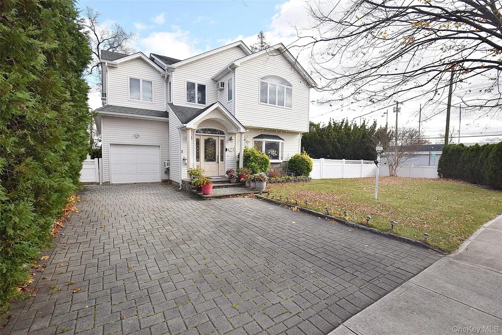 2 Aster Drive New Hyde Park NY 11040