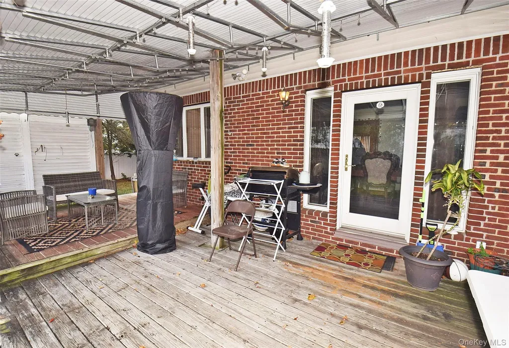 2 Aster Drive New Hyde Park NY 11040