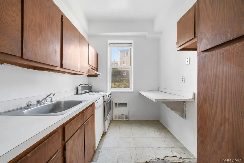 245 Rumsey Road Yonkers NY 10701