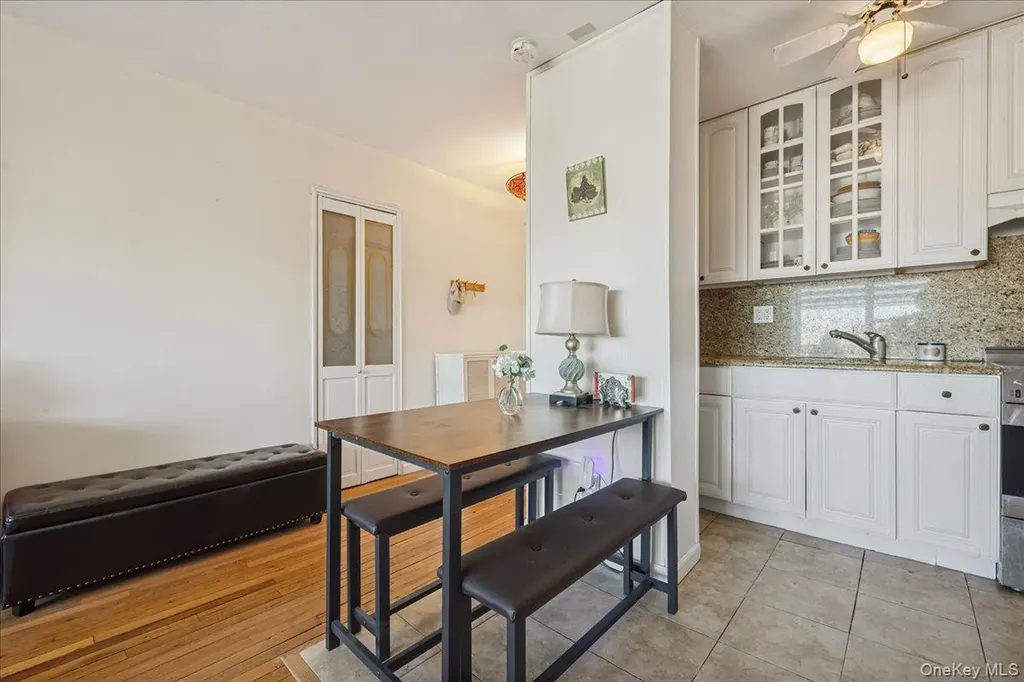 855 E Broadway Long Beach NY 11561