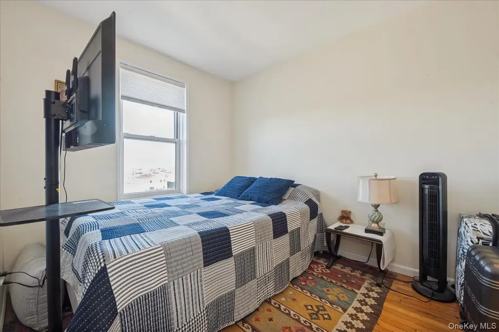 855 E Broadway Long Beach NY 11561