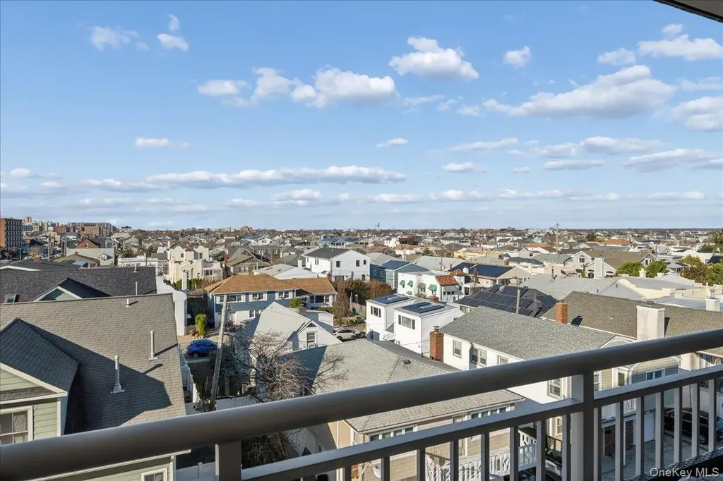 855 E Broadway Long Beach NY 11561