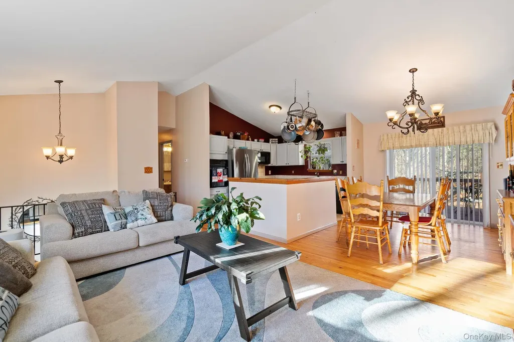 171 East Road Wallkill NY 12589
