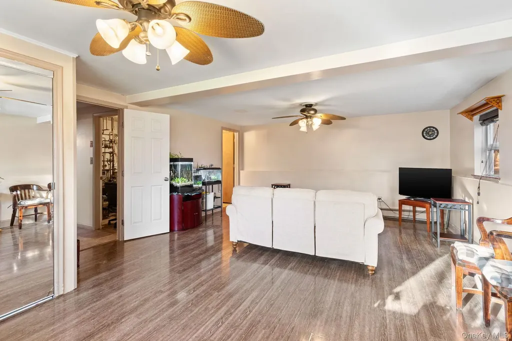 171 East Road Wallkill NY 12589