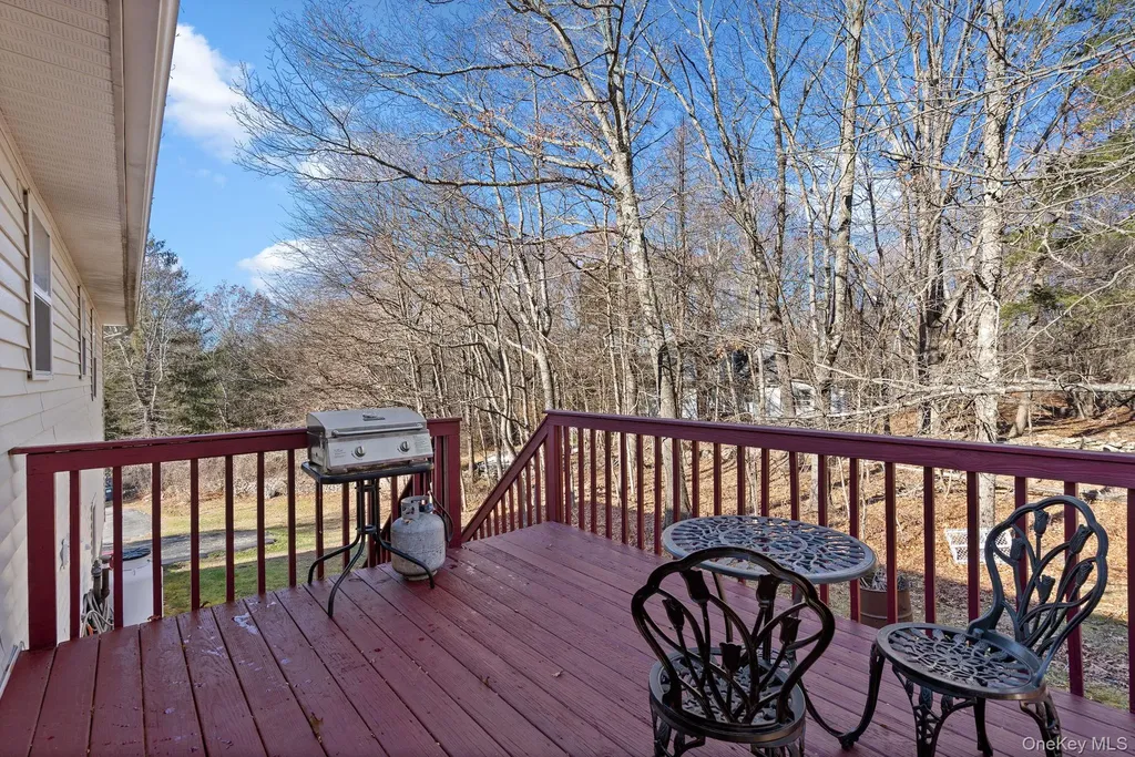 171 East Road Wallkill NY 12589