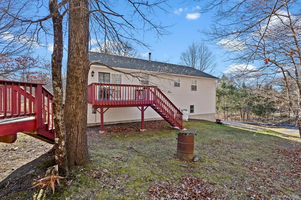 171 East Road Wallkill NY 12589
