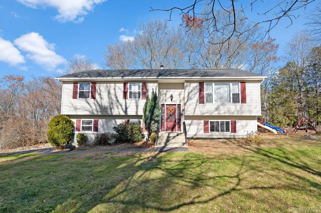 171 East Road Wallkill NY 12589