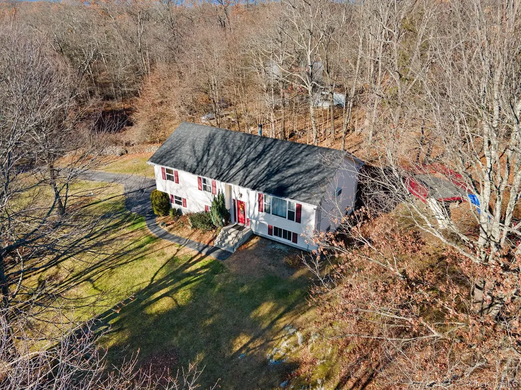 171 East Road Wallkill NY 12589