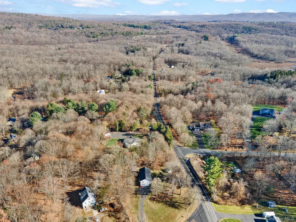 171 East Road Wallkill NY 12589