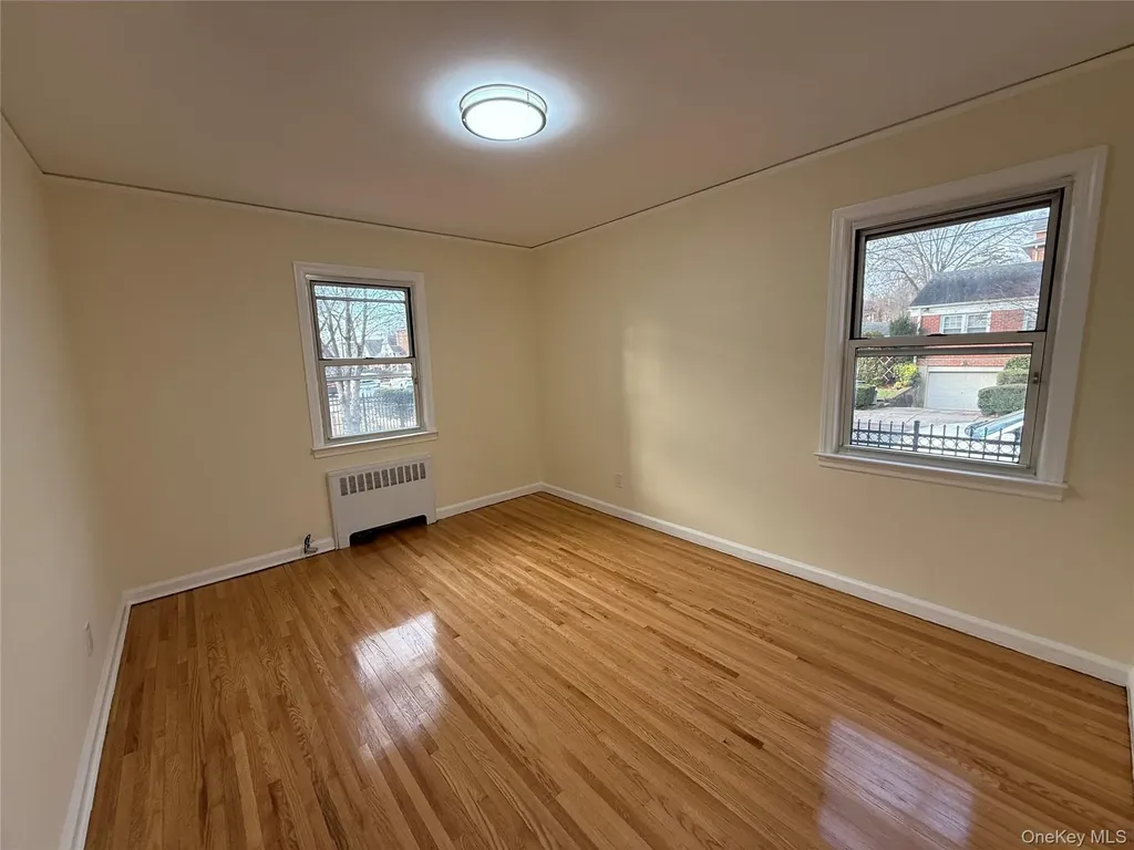 16604 67th Avenue Fresh Meadows NY 11365
