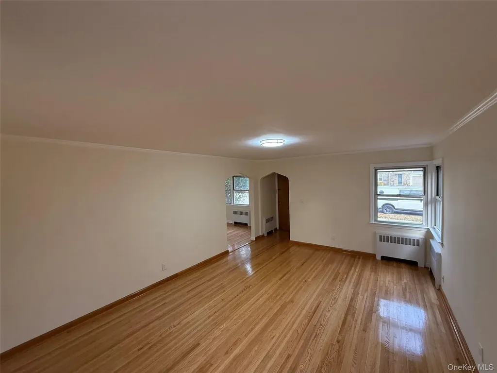 16604 67th Avenue Fresh Meadows NY 11365