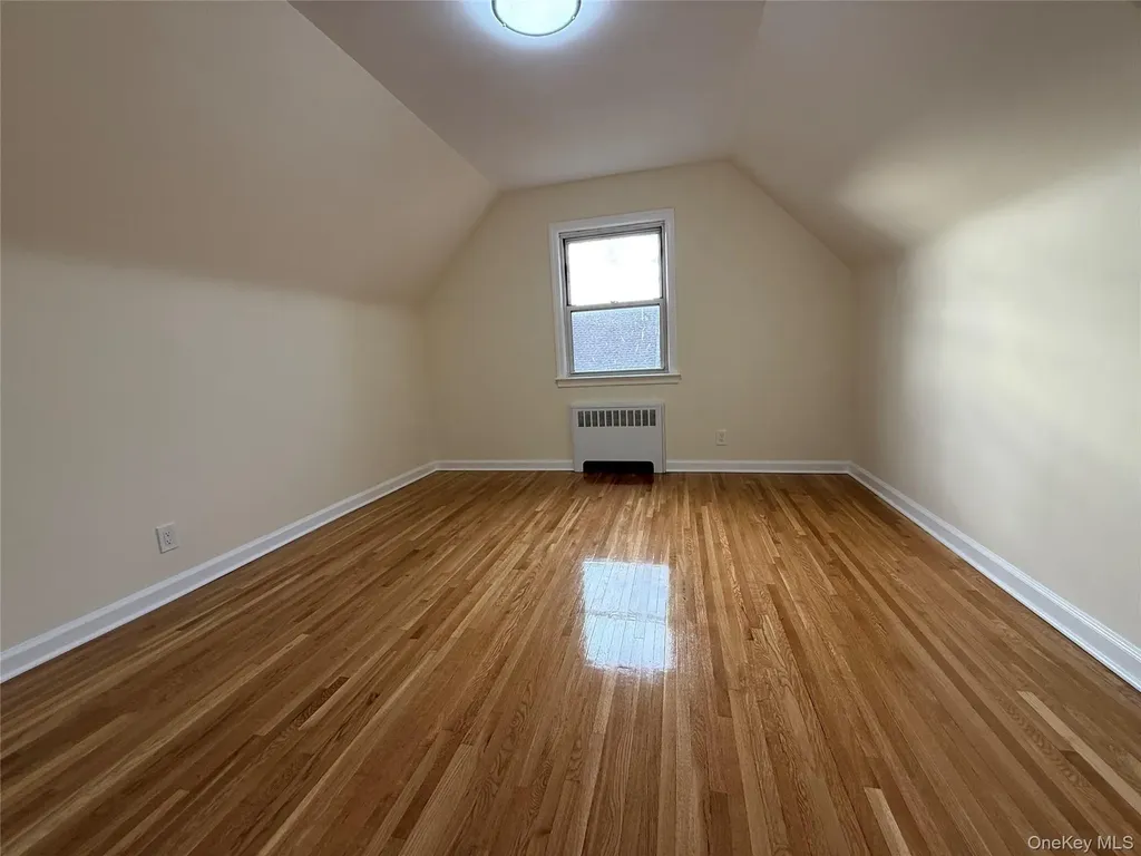 16604 67th Avenue Fresh Meadows NY 11365