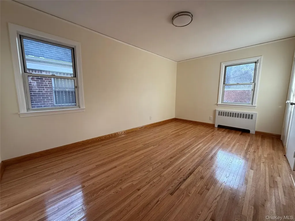 16604 67th Avenue Fresh Meadows NY 11365