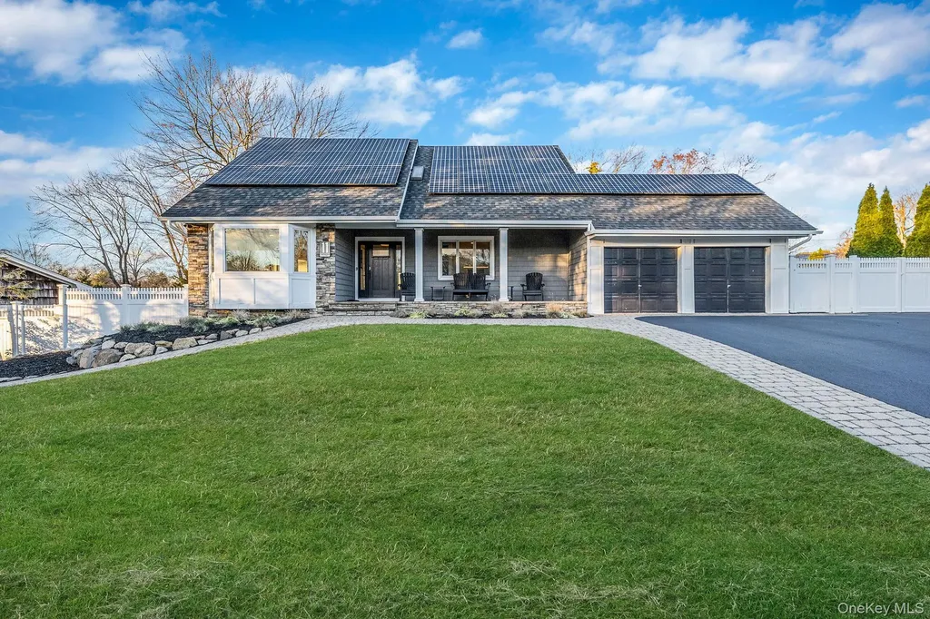 11 Chivalry Lane Nesconset NY 11767