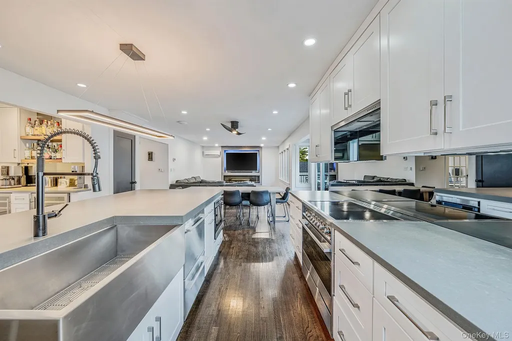 11 Chivalry Lane Nesconset NY 11767