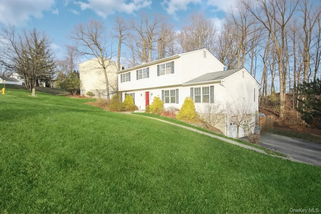 3 Geering Way Fishkill NY 12524