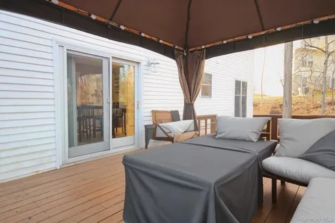 3 Geering Way Fishkill NY 12524