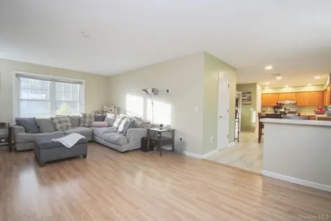 3 Geering Way Fishkill NY 12524