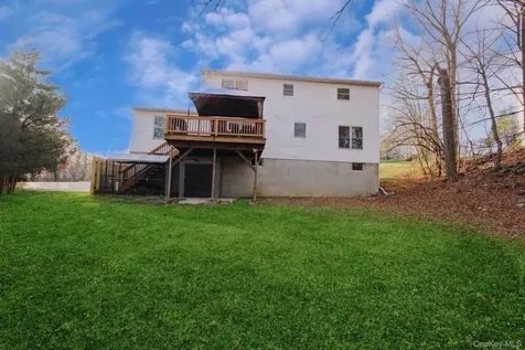 3 Geering Way Fishkill NY 12524